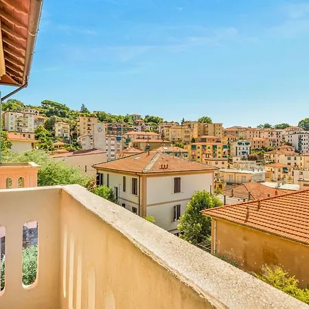 Апартаменти Villinoauroraxl 5terre Near The Station