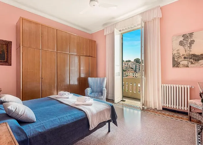 Villinoauroraxl 5terre Near The Station La Spezia