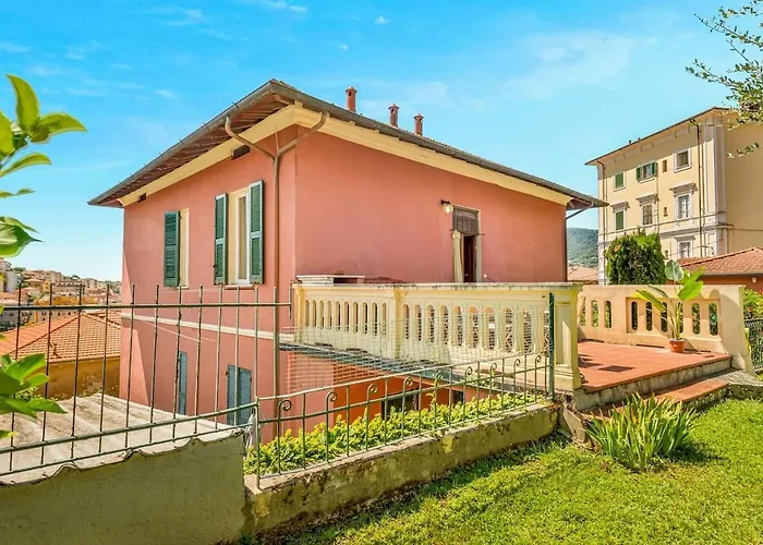 Apartment Villinoauroraxl 5terre Near The Station